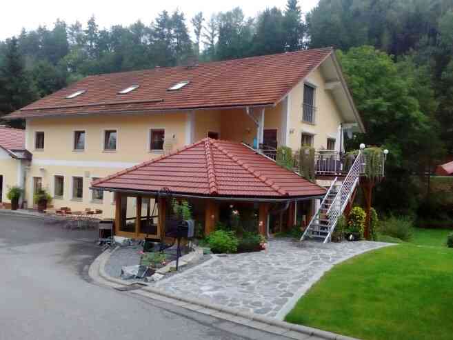 Gasthaus Perlbach Unterholzen